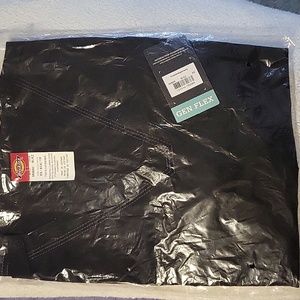 NWT - Dickies Scrub Top
